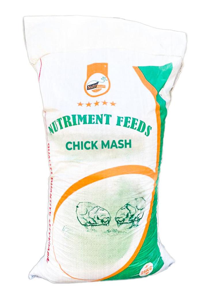 Nutriment Feeds Chick Mash